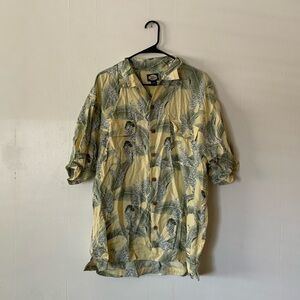 TOMMY Bahama Hawaiian Button Down Shirt
